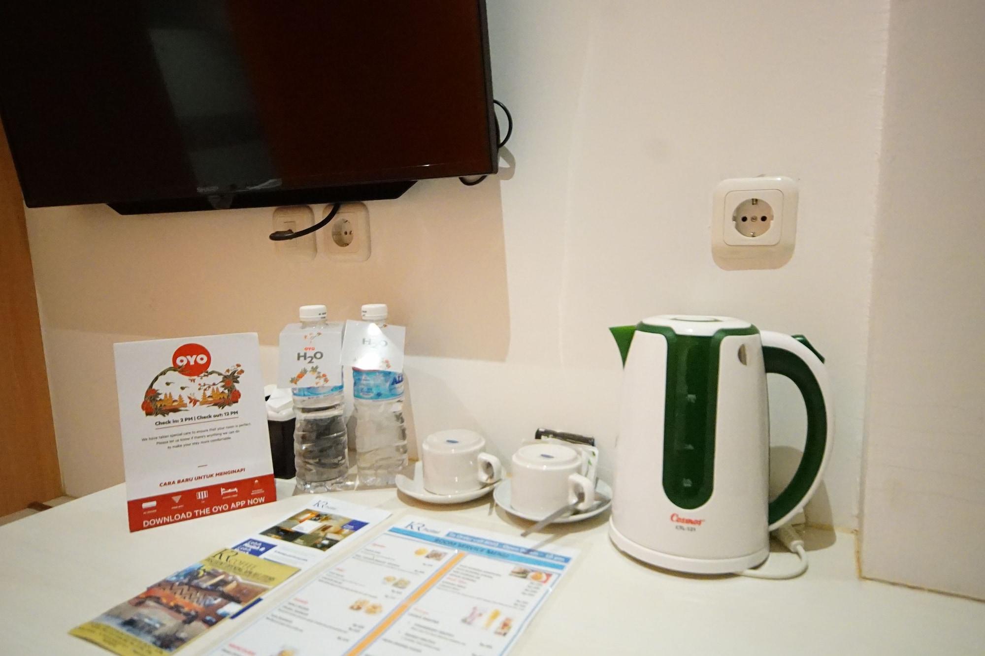 Oyo 344 Kr Hotel Palembang Exterior foto