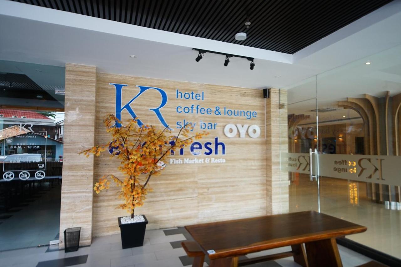 Oyo 344 Kr Hotel Palembang Exterior foto