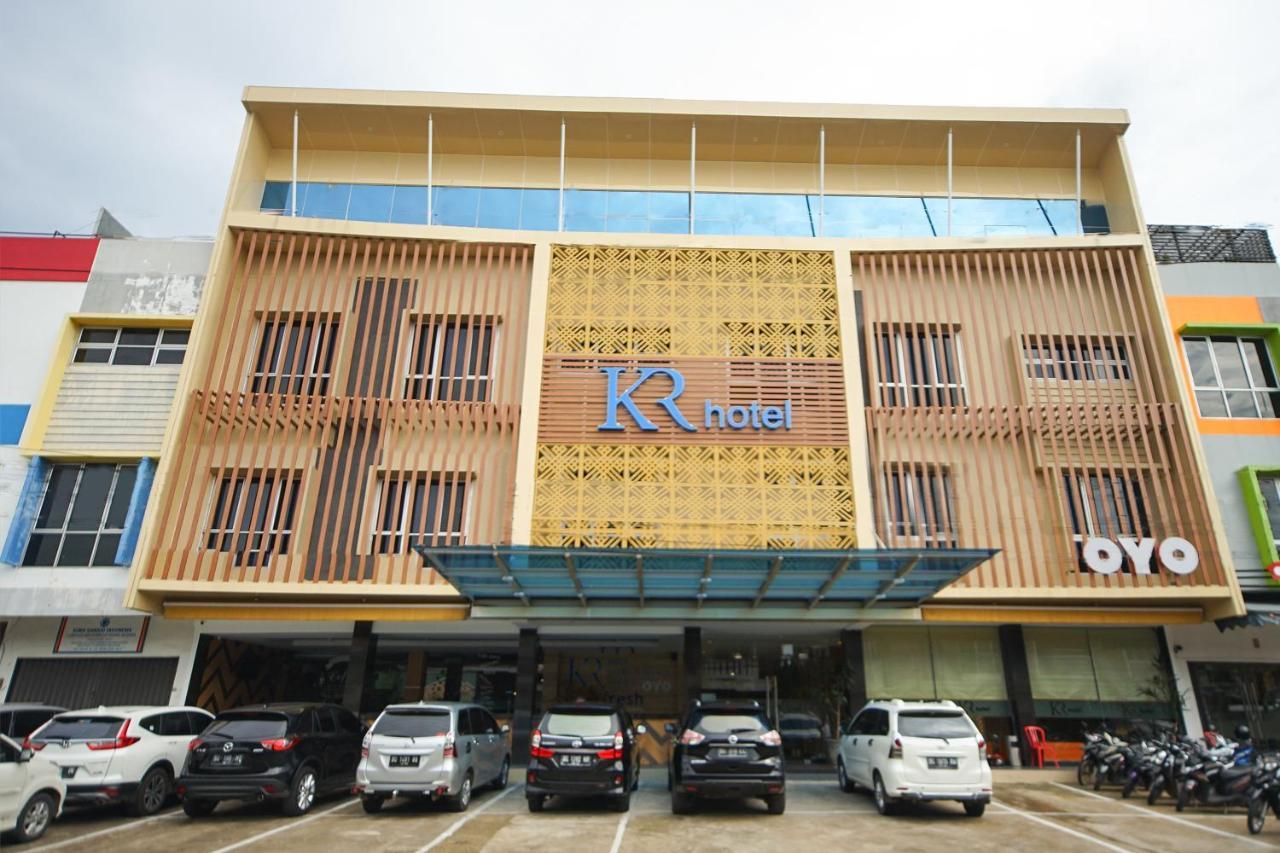 Oyo 344 Kr Hotel Palembang Exterior foto