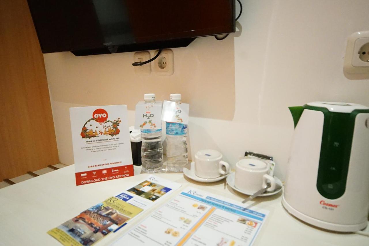 Oyo 344 Kr Hotel Palembang Exterior foto