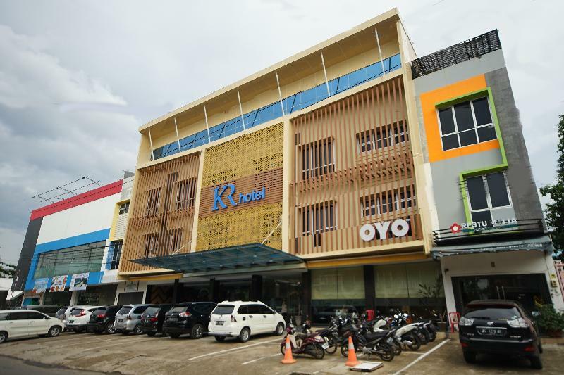 Oyo 344 Kr Hotel Palembang Exterior foto